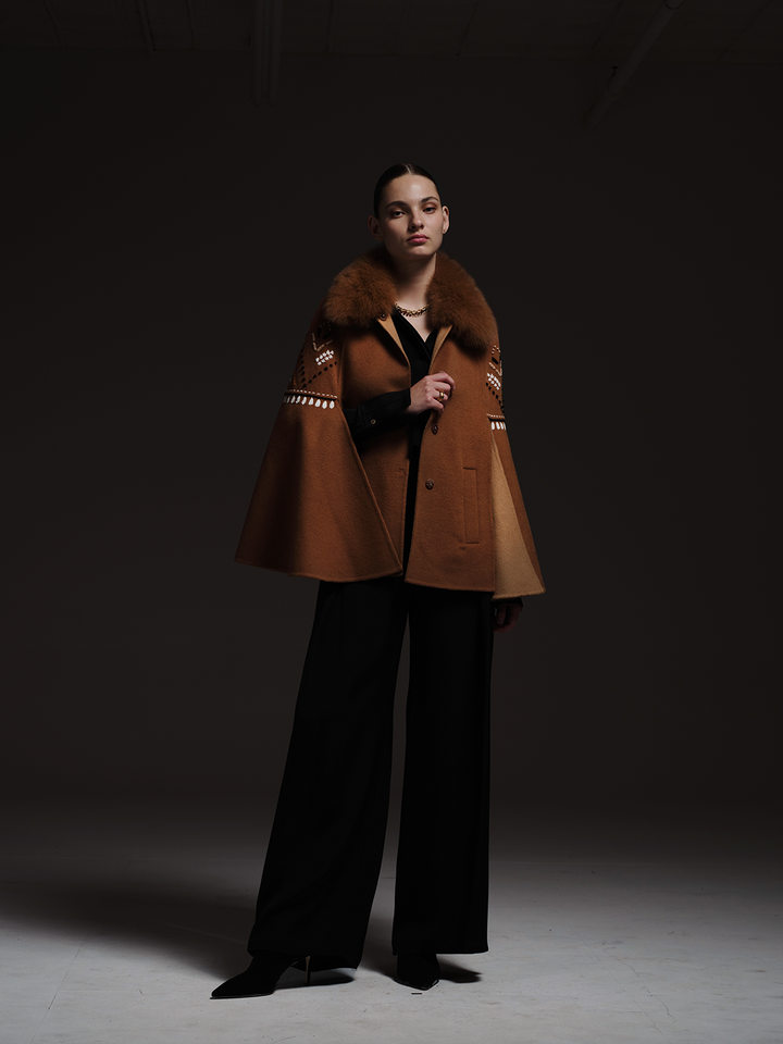 EMBROIDERY CAPE IN CAMEL