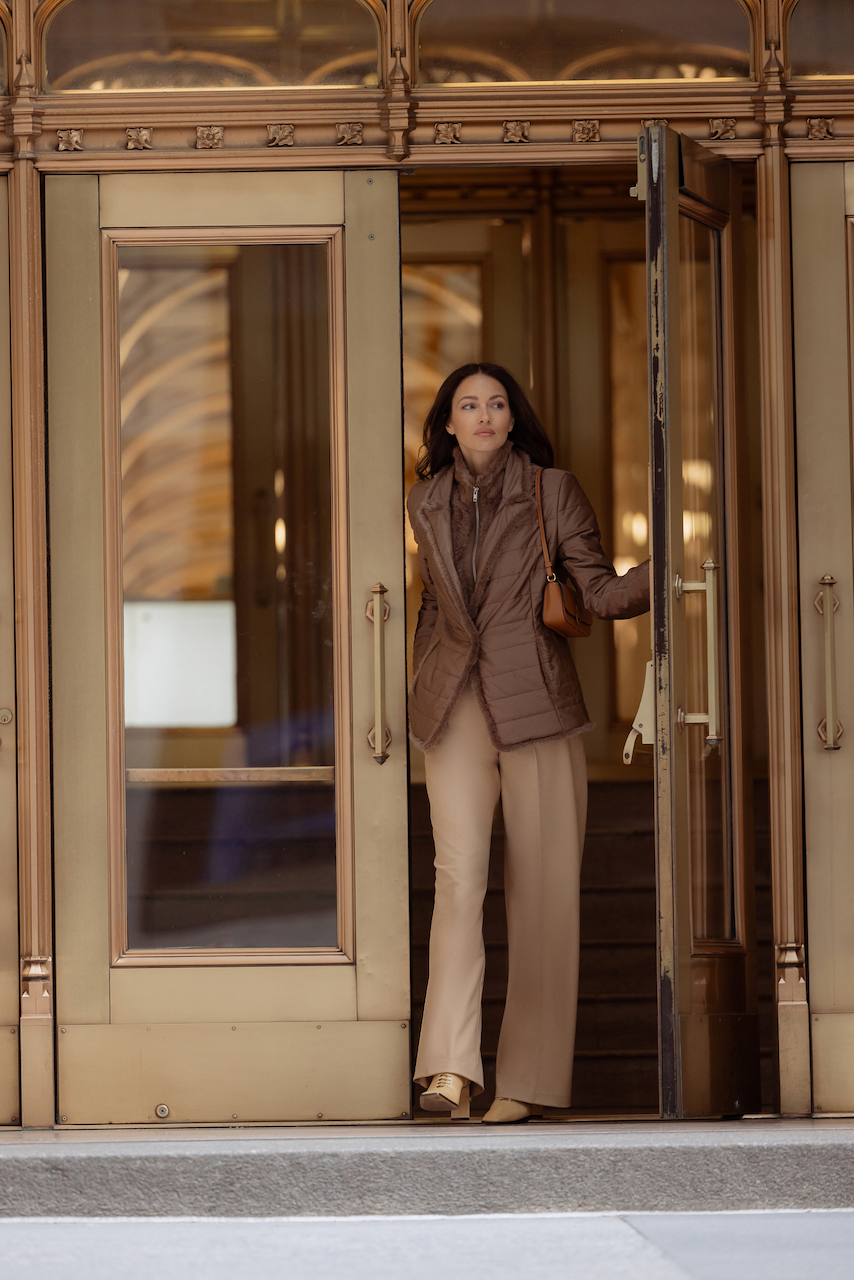 Quilted Jacket with Mink in Mocca – DIOMI