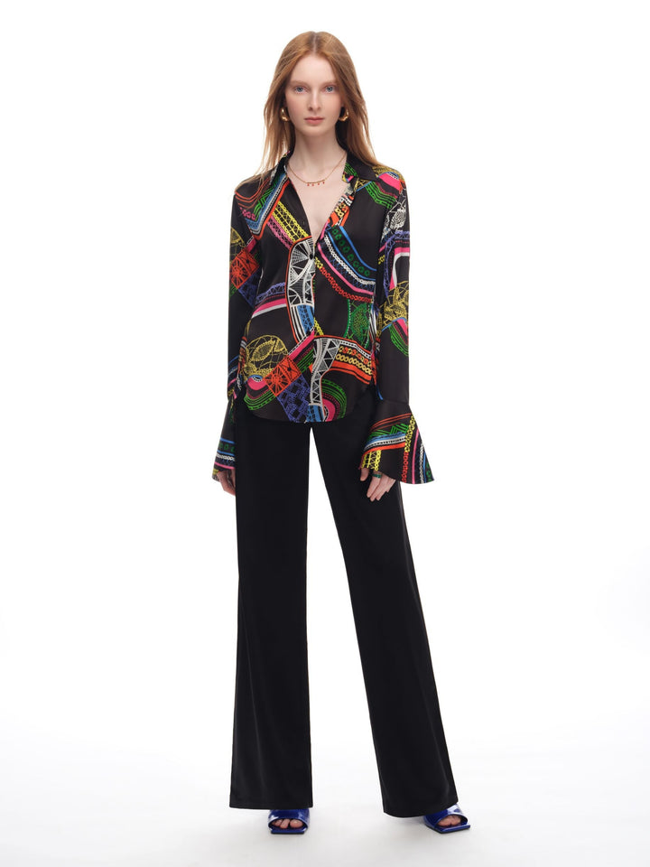 Silk Fitted Flare Bell Cuff Blouse in Black Chain Print