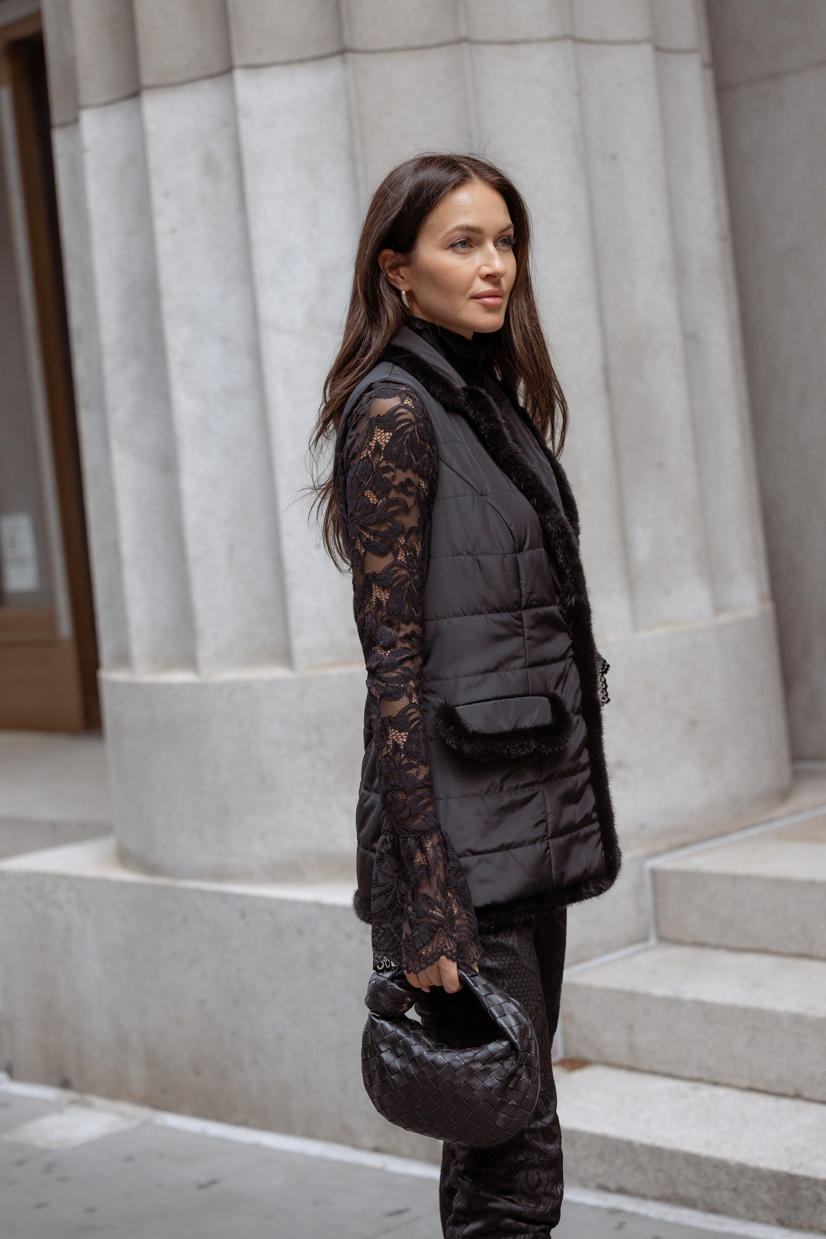 MINK NYLON VEST IN BLACK – DIOMI