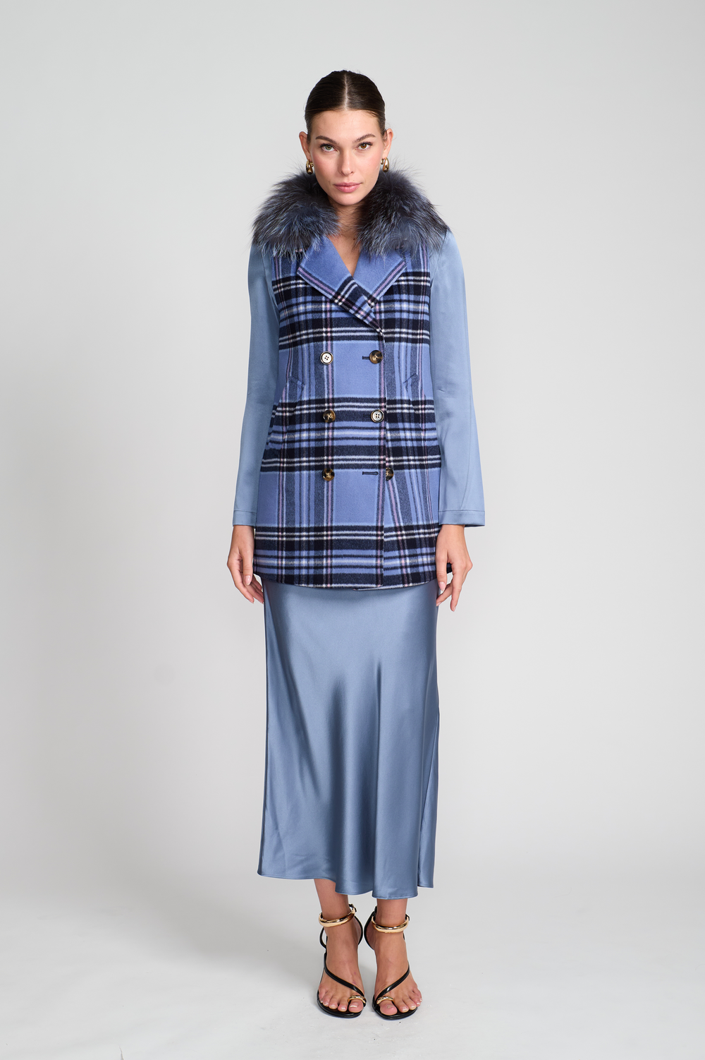 Vest With Detachable Cape and Fox Collar Blue