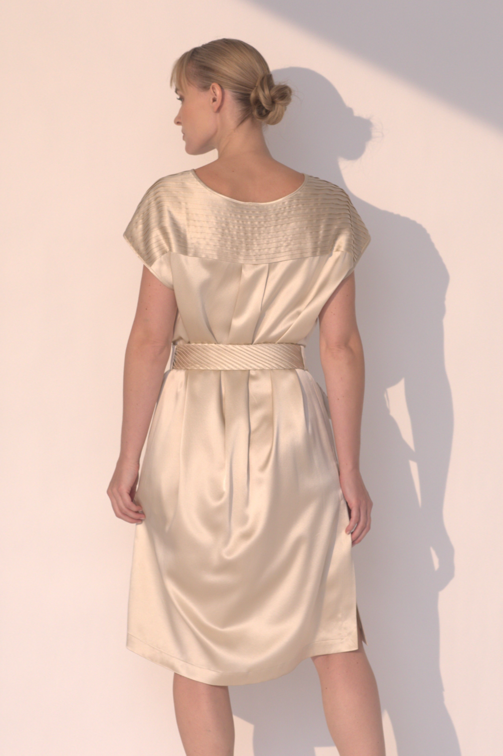 Sateen Short Pleated Dress - Champagne